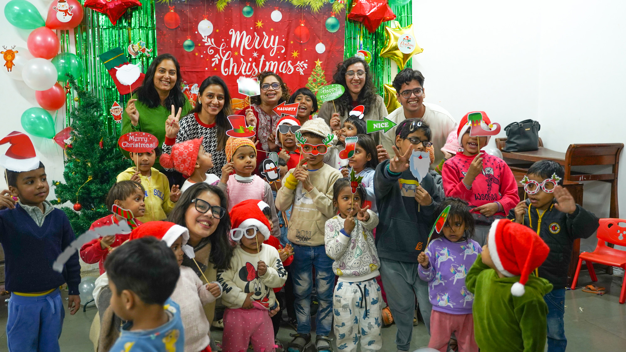 PARTNERSHIPS & REACH